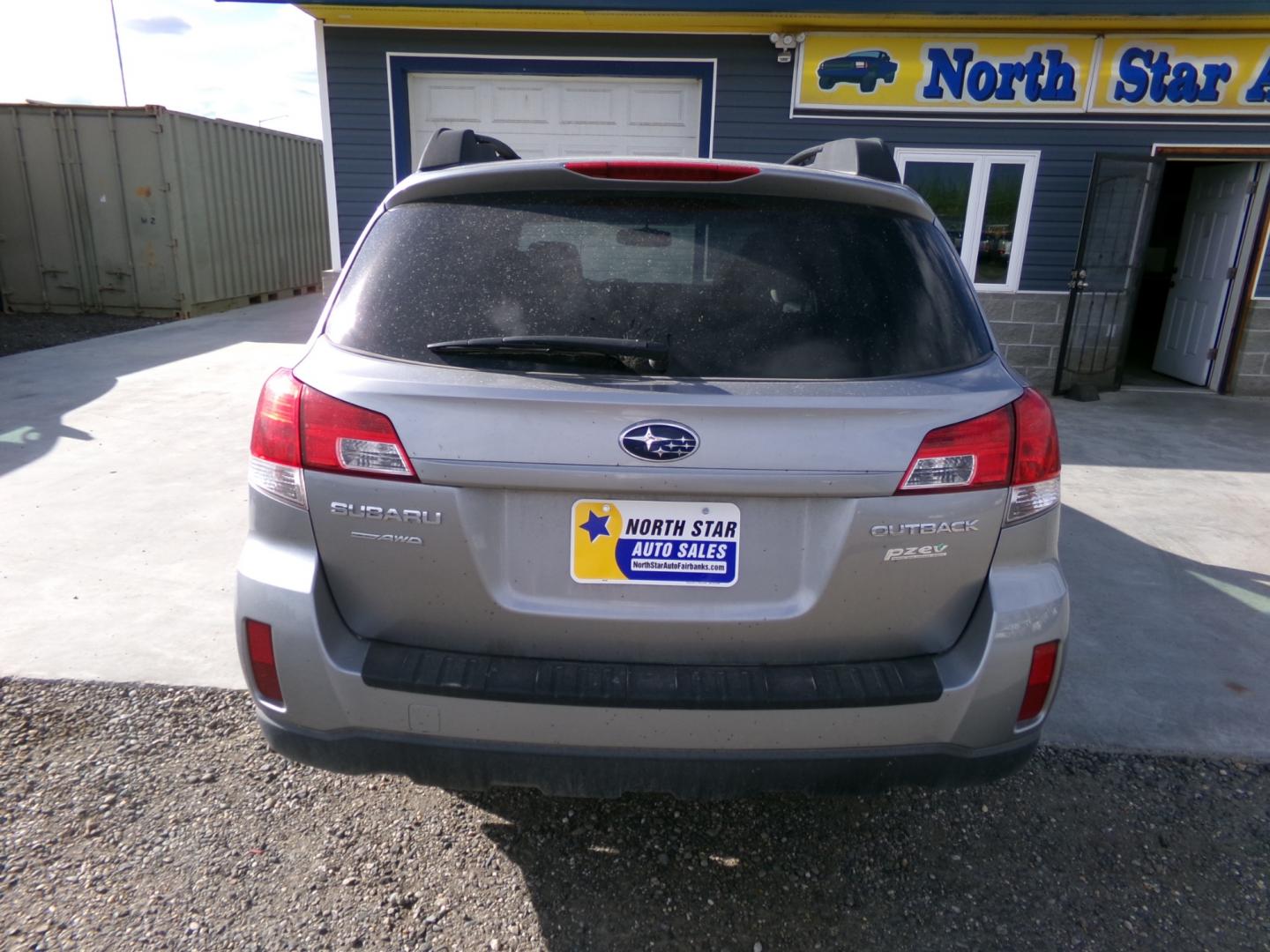 2010 Subaru Outback 2.5i Premium (4S4BRBGC2A3) with an 2.5L H4 DOHC 16V engine, Continuously Variable Transmisson transmission, located at 2630 Philips Field Rd., Fairbanks, AK, 99709, (907) 458-0593, 64.848068, -147.780609 - Photo#3